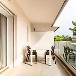 Iris Suite-1 By Interhome Lägenhet *