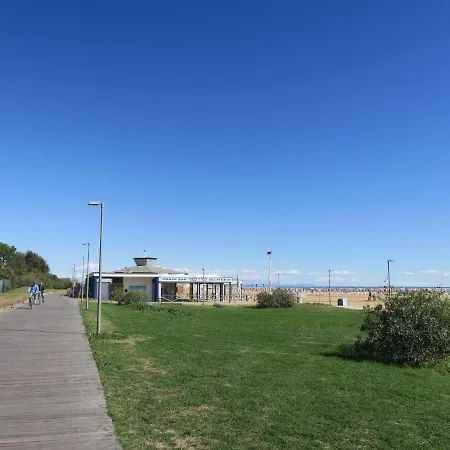 Iris Suite-1 By Interhome *