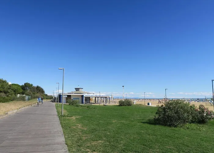 Iris Suite-1 By Interhome *